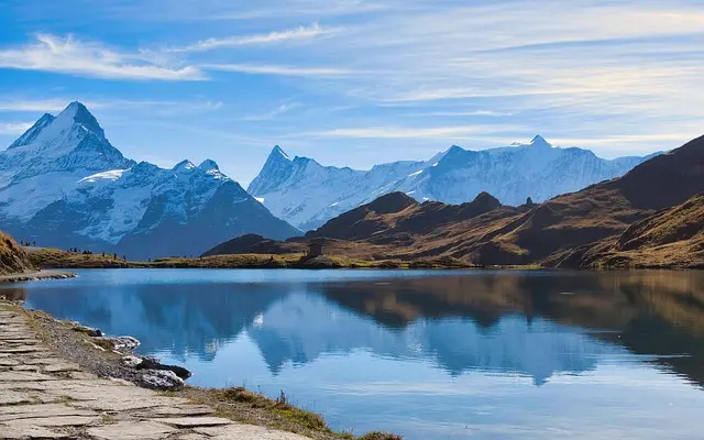 10 Consejos para Viajar Sosteniblemente a Destinos Únicos