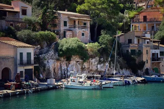 Guía Completa Para Visitar Destinos Únicos en España