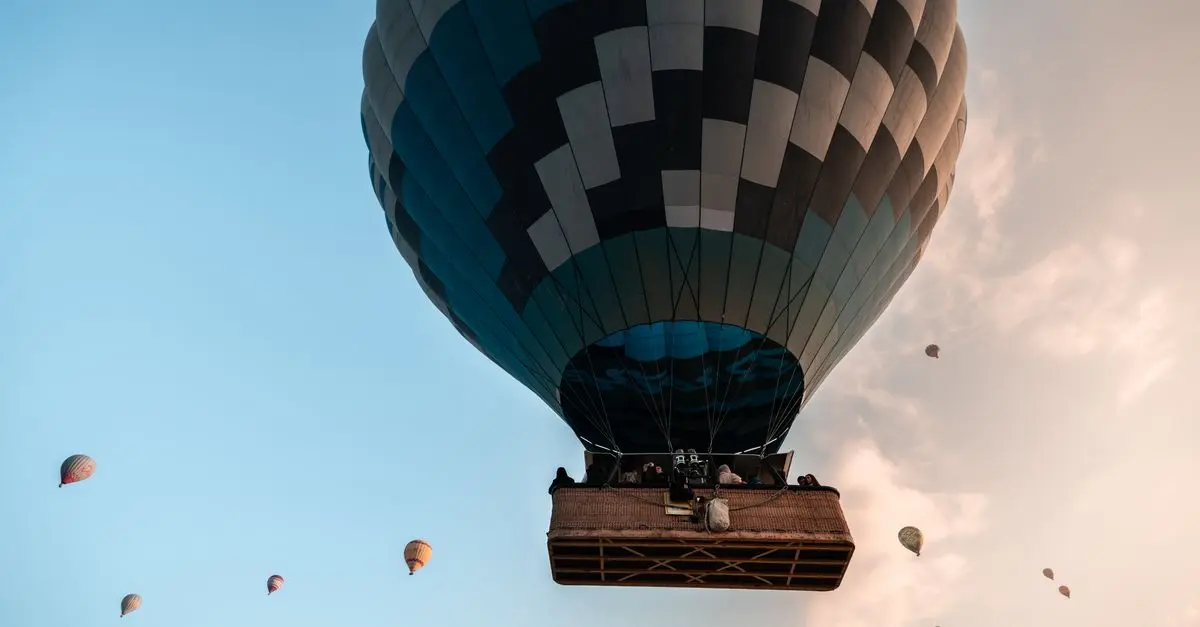 10 Experiencias Únicas Que Debes Vivir en Tu Próximo Viaje