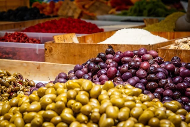 Las 10 Mejores Experiencias Gastronómicas en Destinos Únicos