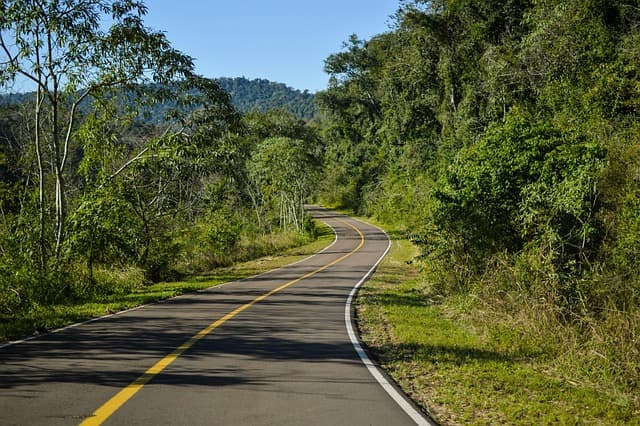 Cómo Planificar un Viaje Sostenible a Destinos Únicos